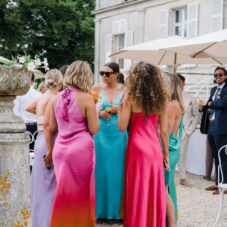 Bright Wedding Guest Dresses for Outdoor Summer Wedding
