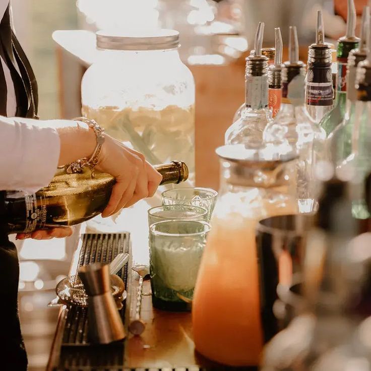 wedding-cocktails-bar