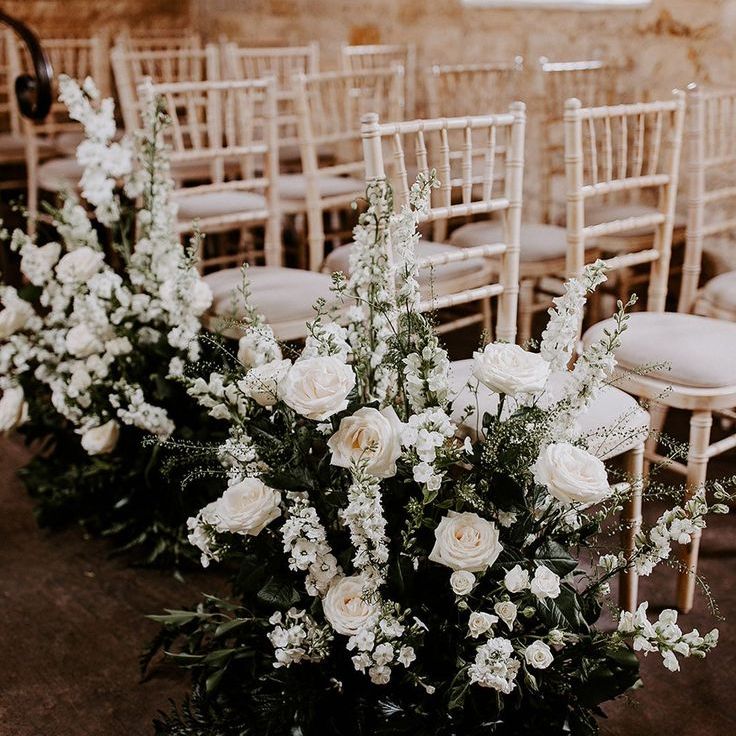 Rustic Luxe Barn Wedding With White Meadow Flower Decor