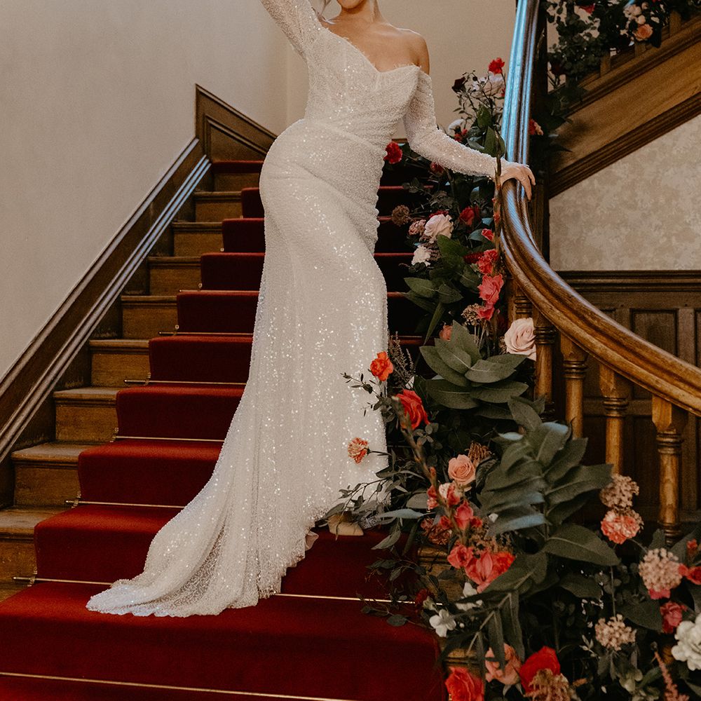 bride-in-sparkly-winter-wedding-dress