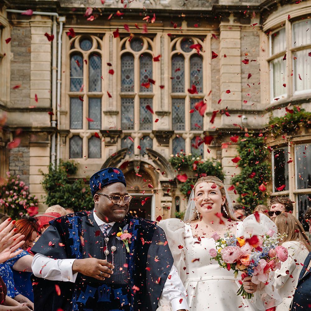 red-rose-petal-confetti-at-country-house-wedding