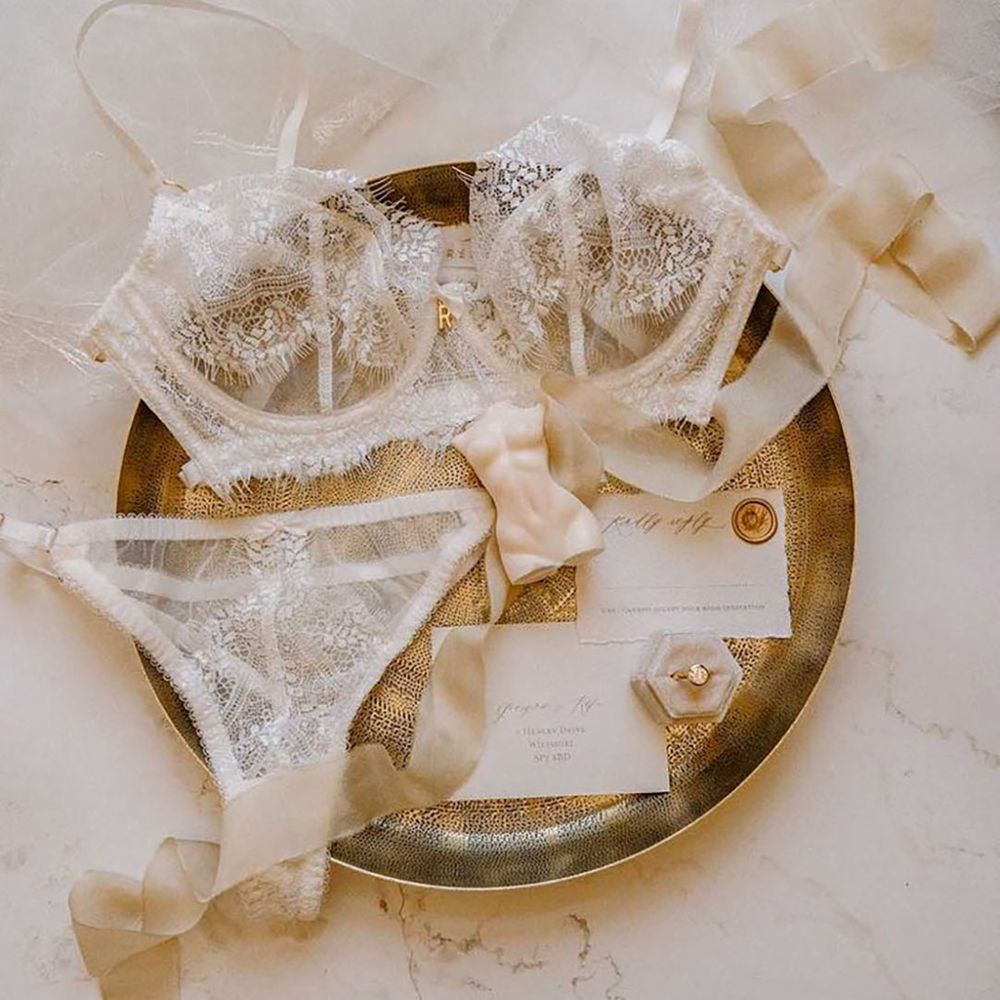 White lace bridal lingerie set