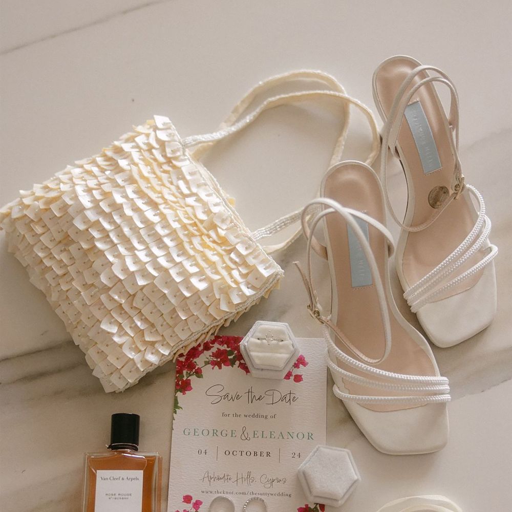Shell bag and bridal accessories