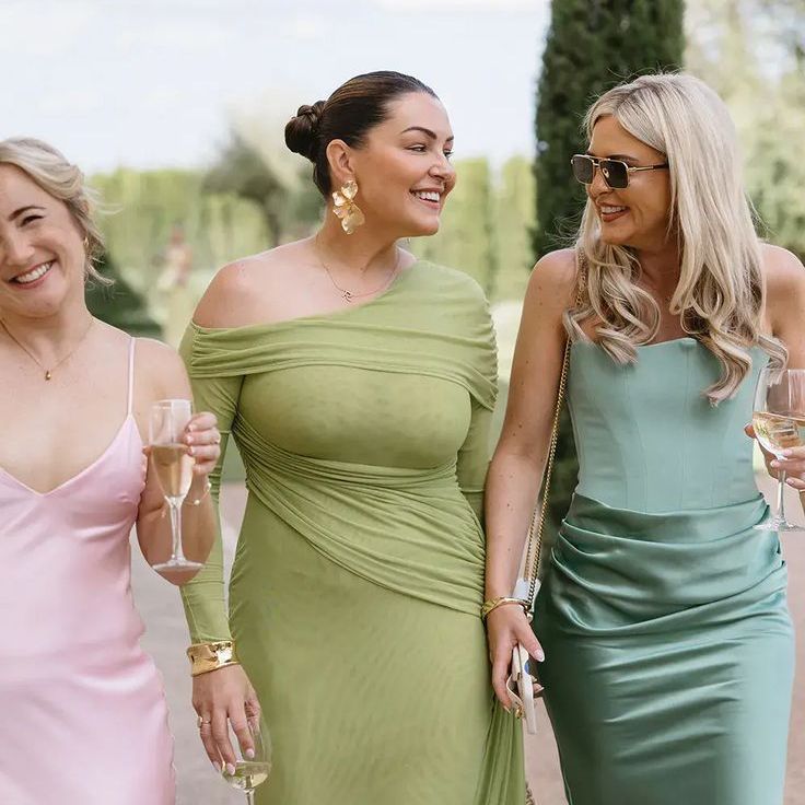 Stylish Wedding Guest Fashion For Destination Wedding