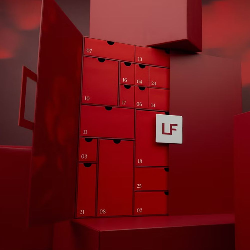Lookfantastic beauty advent calendar 2025 drawers closed