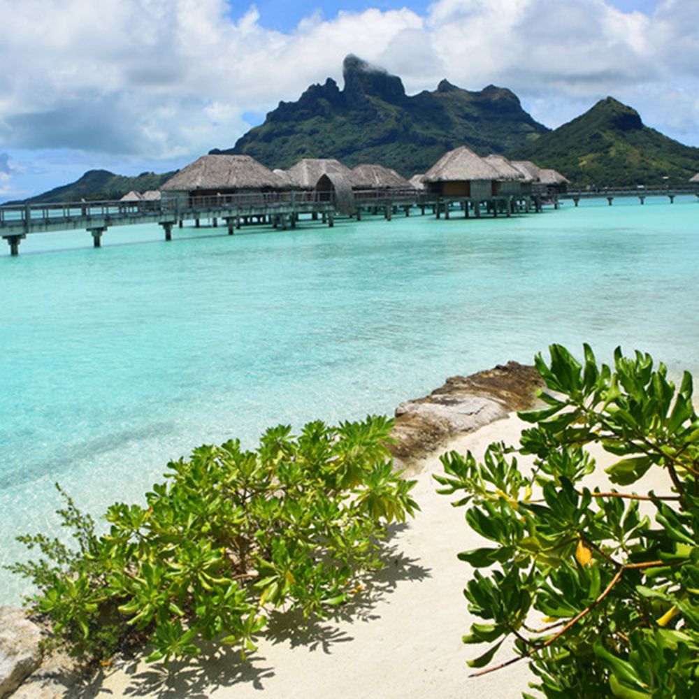 bora-bora-beach-elopement-destination