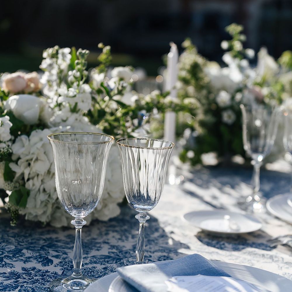 Blue and white wedding table table setting