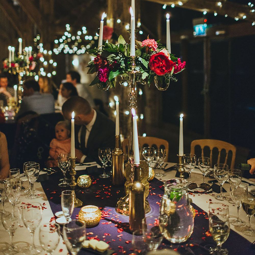 Navy, gold and red wedding colour scheme