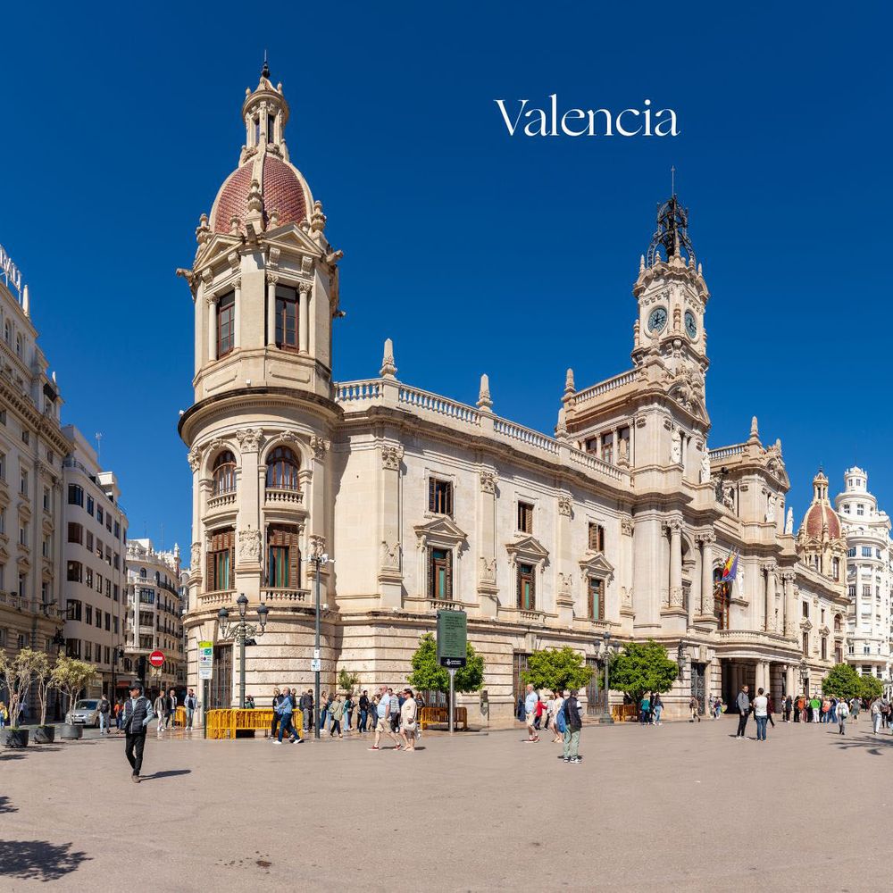 Archiecture and blue skies in Valencia city hen do destination in Europe