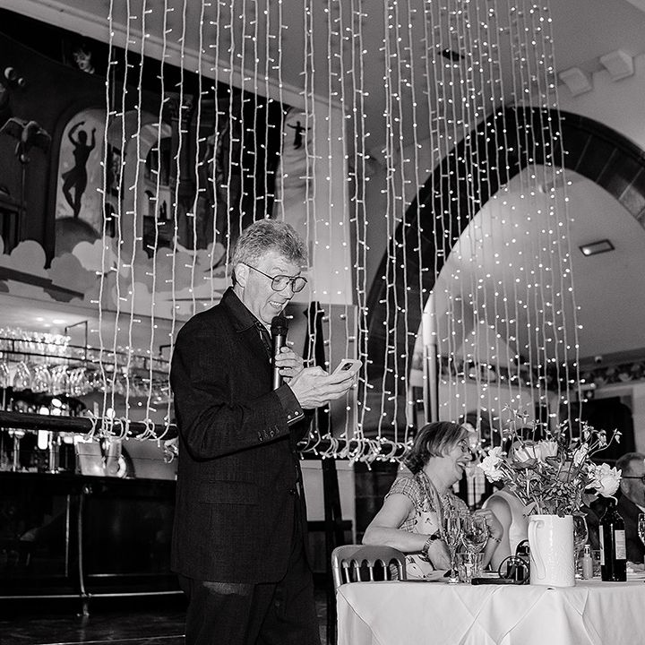 father-of-the-bride-reads-wedding-speech
