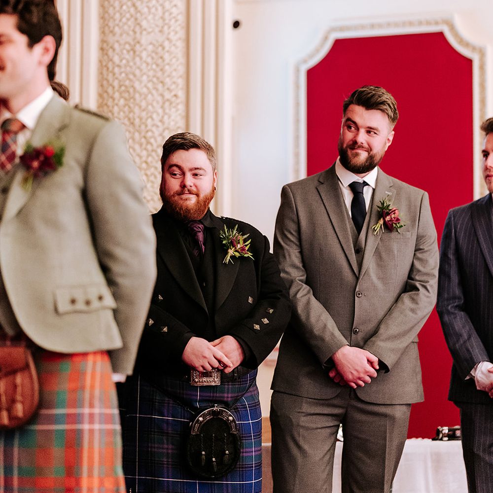 groomsmen-at-scottish-wedding