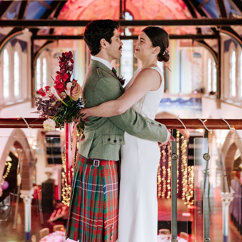 oran-mor-glasgow-scotland-wedding-for-couple