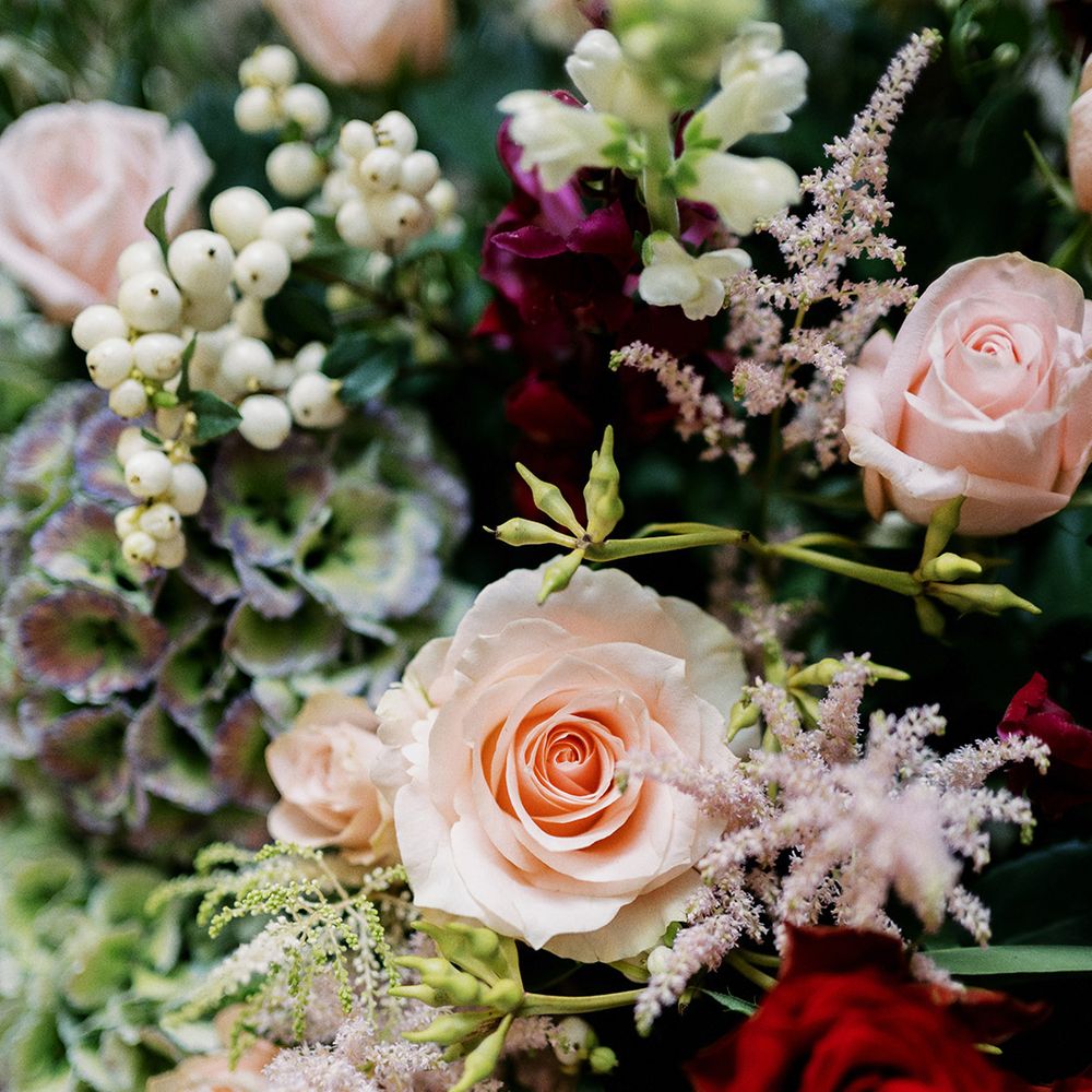 pink-and-red-wedding-flower-decorations