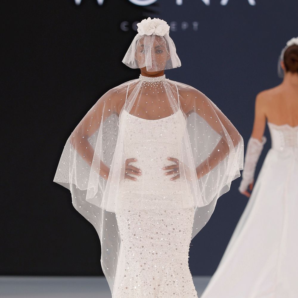 Wona Concept Cape and Short Veil - Barcelona Bridal Fashion Week 2025 Trend Report