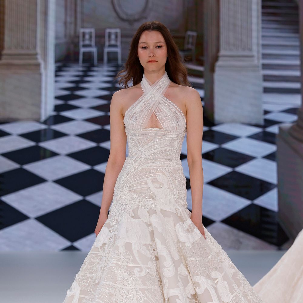 Yolancris Halterneck Wedding Dress Trend - Barcelona Bridal Fashion Week 2025