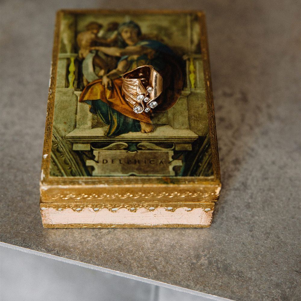 unique-large-gold-wedding-band-with-diamonds