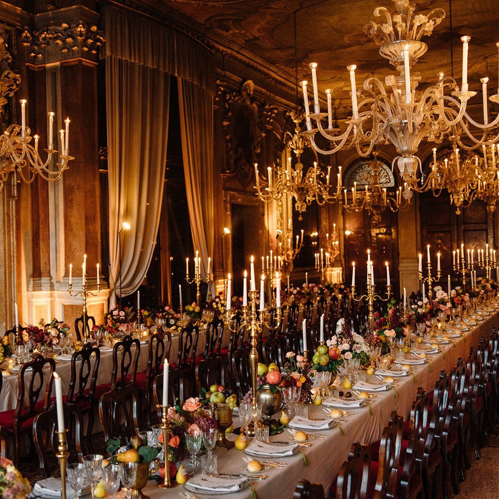 warm-ambient-lighting-for-luxury-wedding