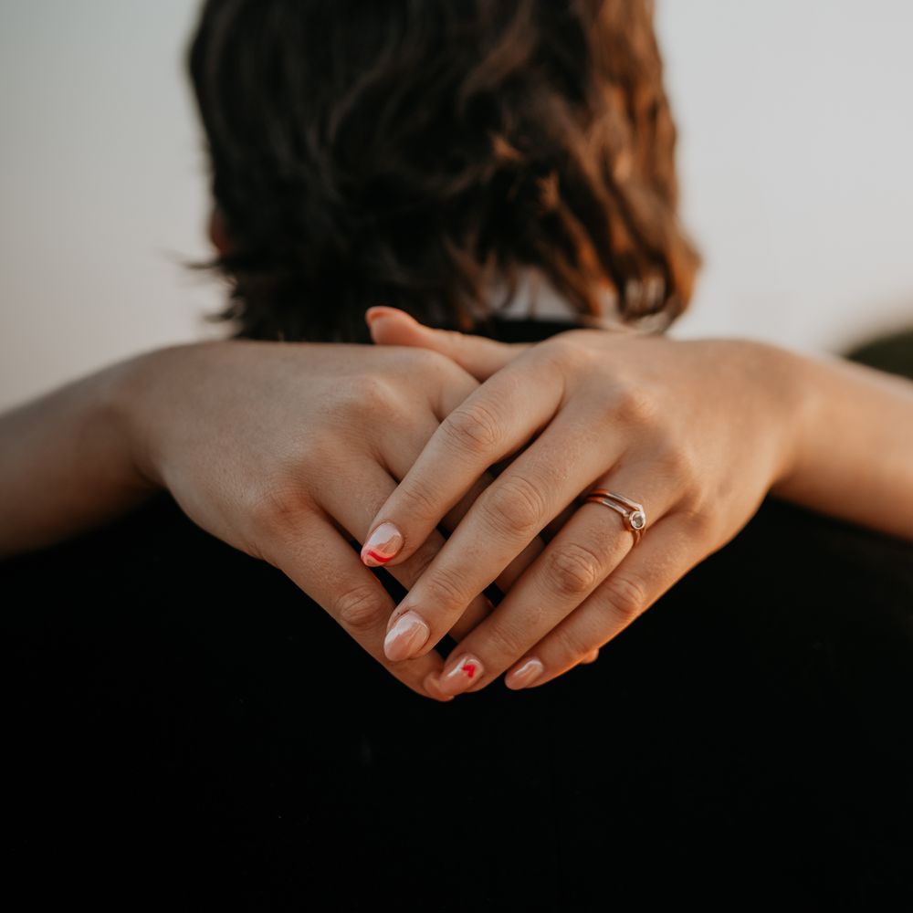 Bride Wearing Pink & Orange Wavy Nail Art