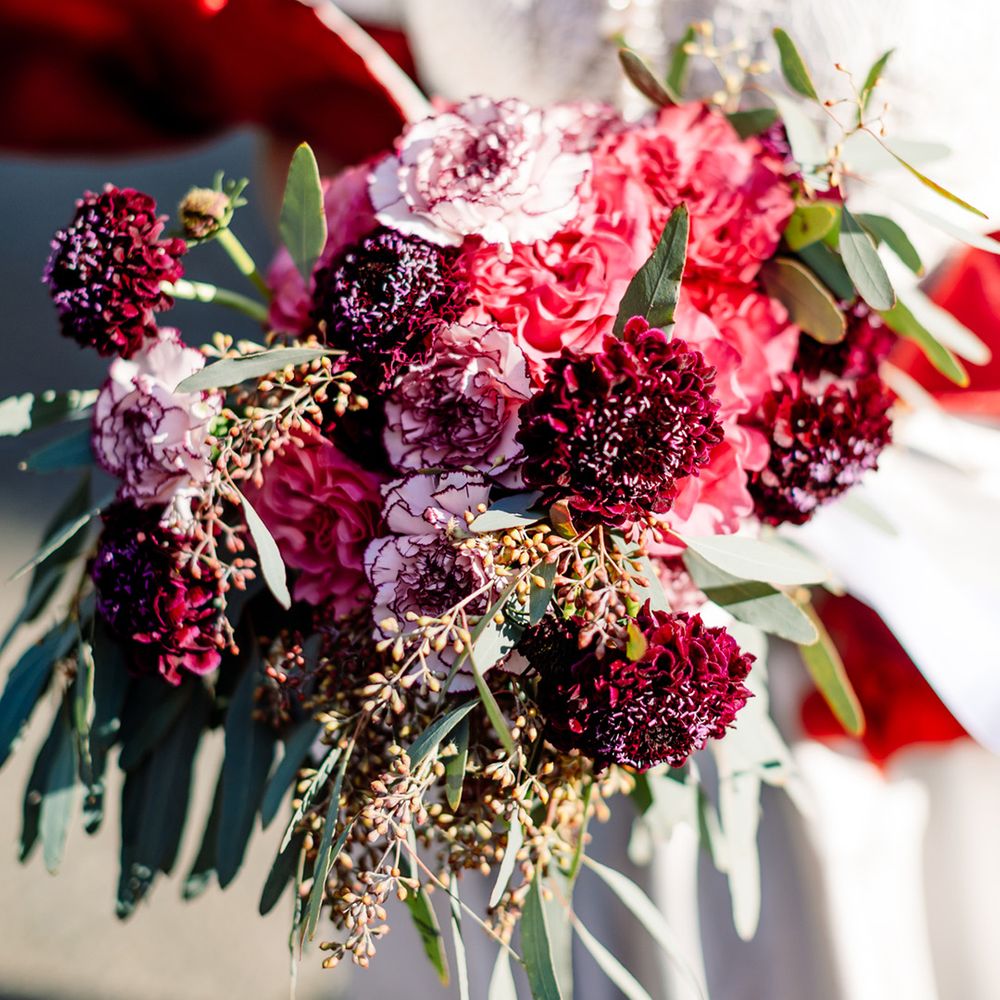 pink-and-red-wedding-bouquet