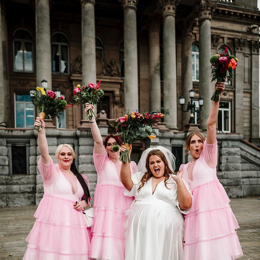 bridesmaids-in-pink-layered-tulle-bridesmaid-dresses