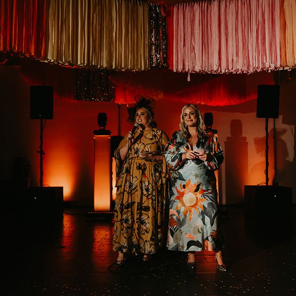 wedding-guests-read-wedding-speeches