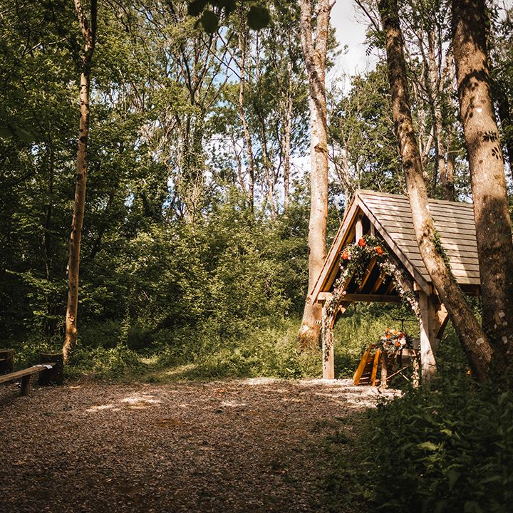 Outdoor woodland wedding at The Woods at Oakley