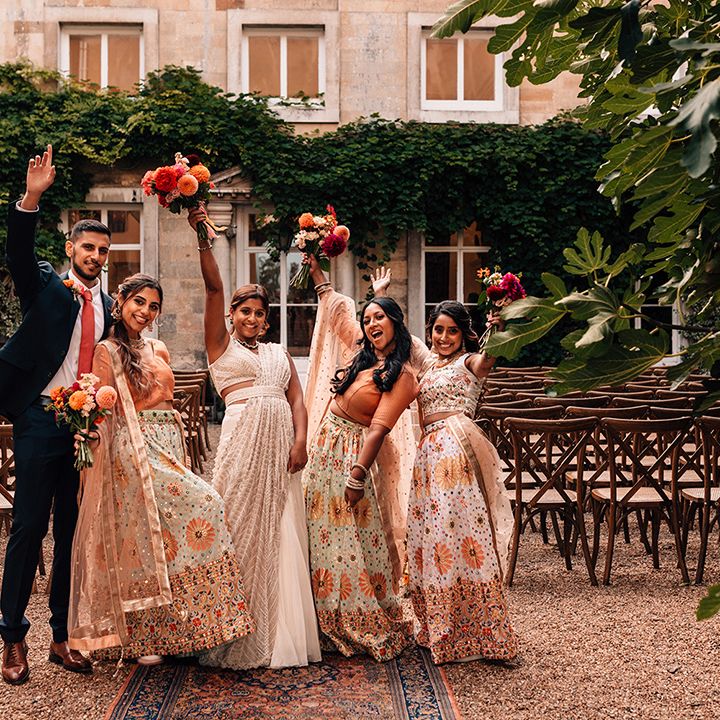 bridal-party-at-firle-place