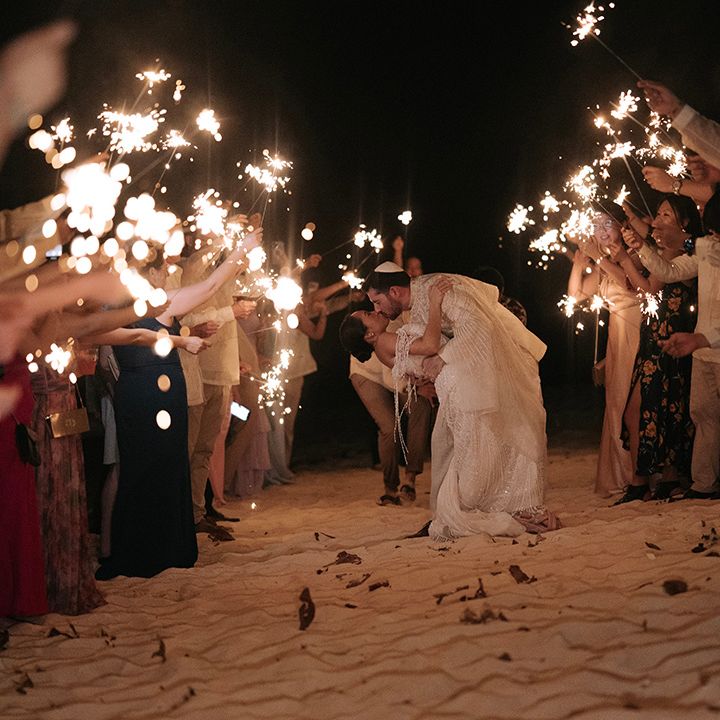 sparkler-send-off-for-bride-and-groom