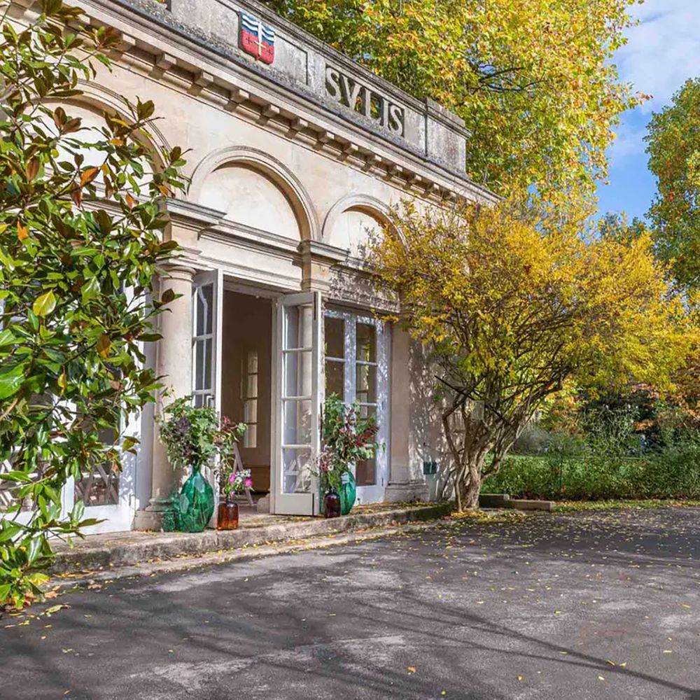 Heritage Parks Bath wedding venue exterior and gardens