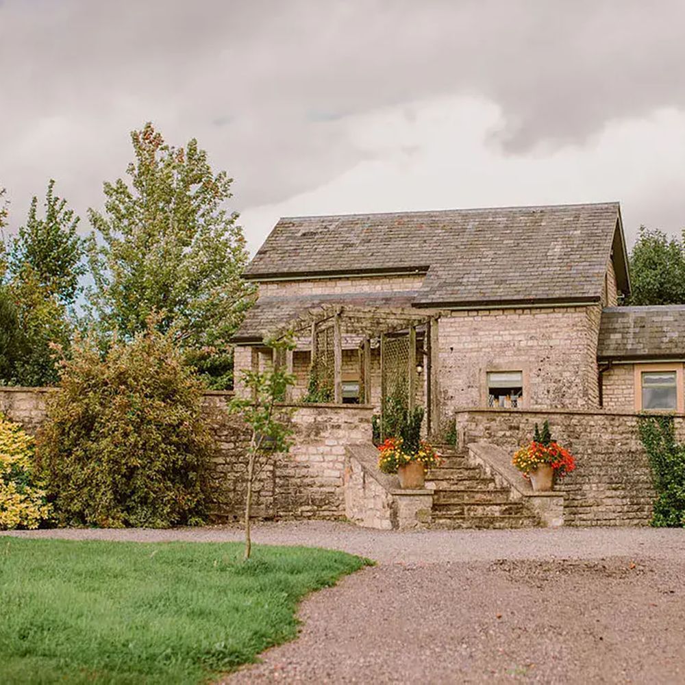 Parish’s House Bath wedding venue cottage