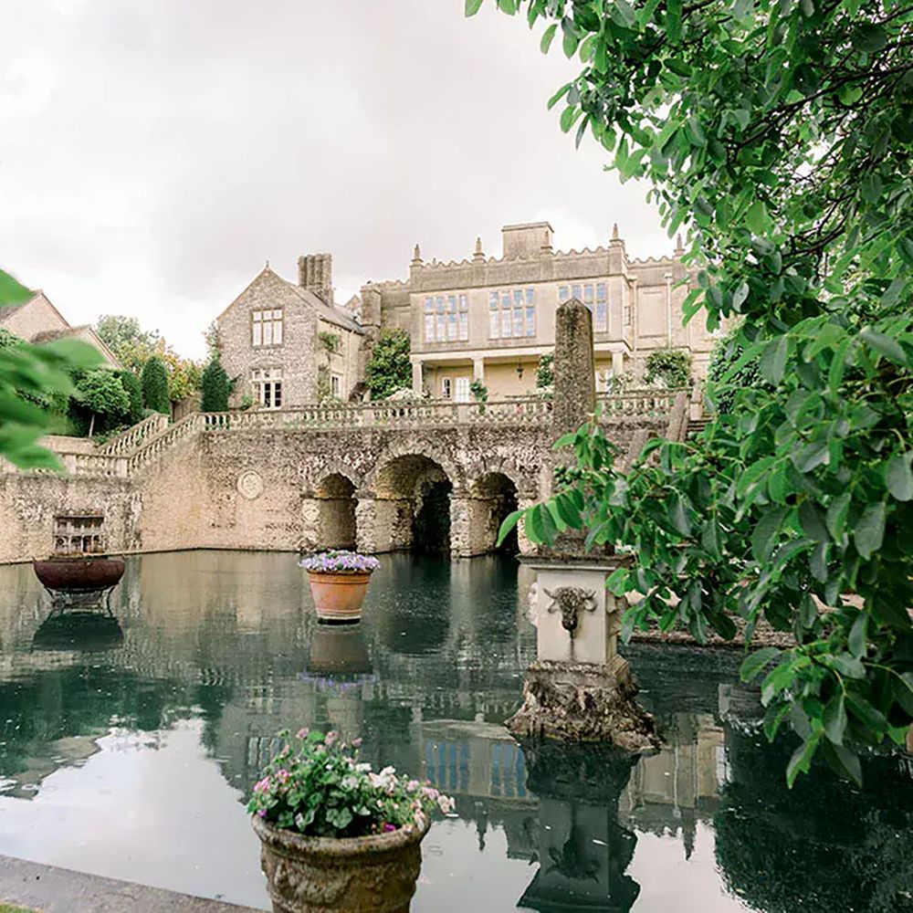 Euridge Manor Bath wedding venue water feature