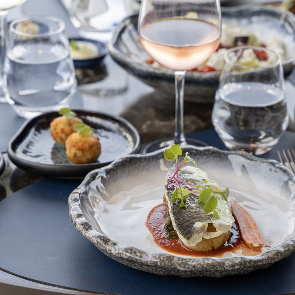 gill-olive-mediterranean-seafood-restaurant-valmar-corfu-greece