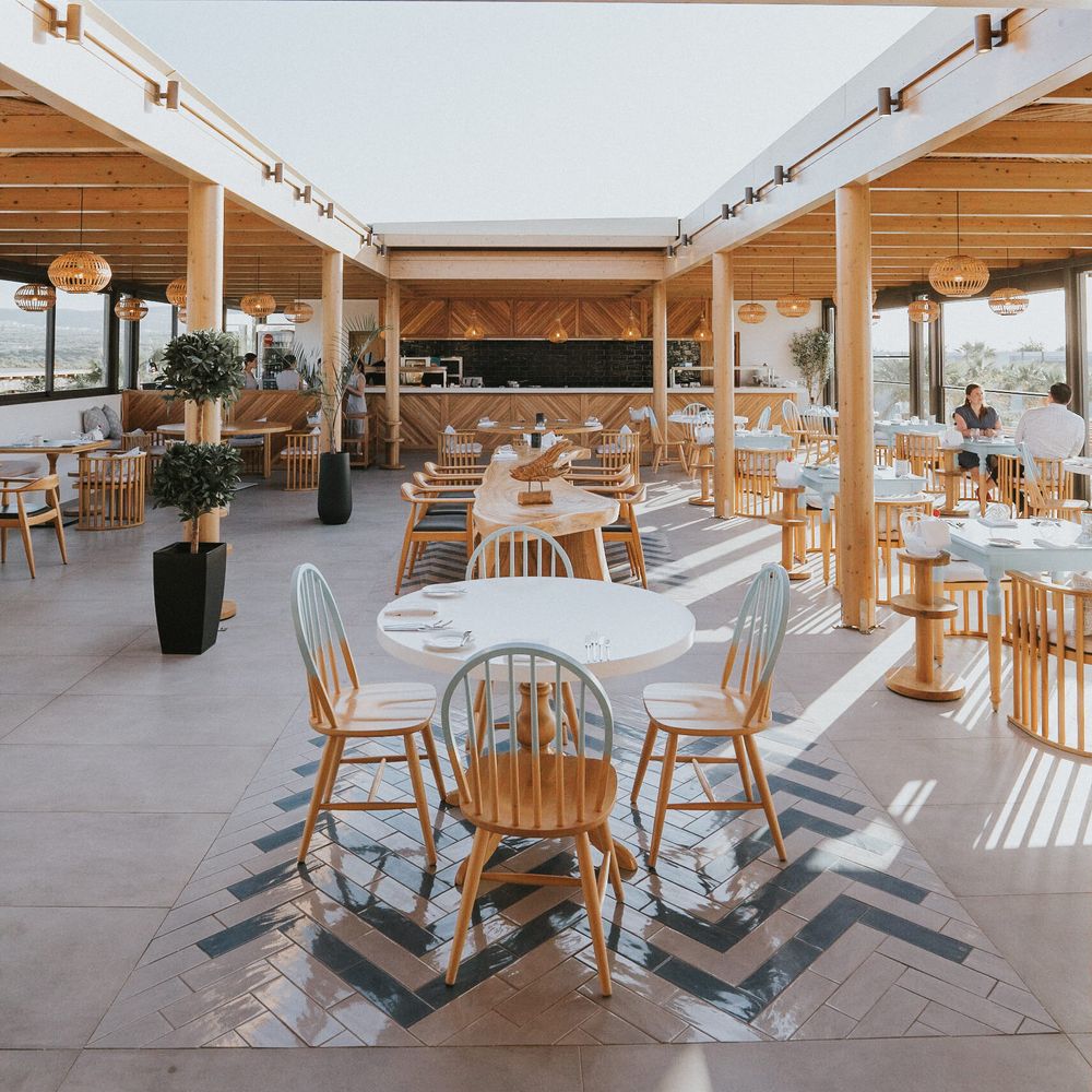 Oceania restaurant at Stella Island hotel