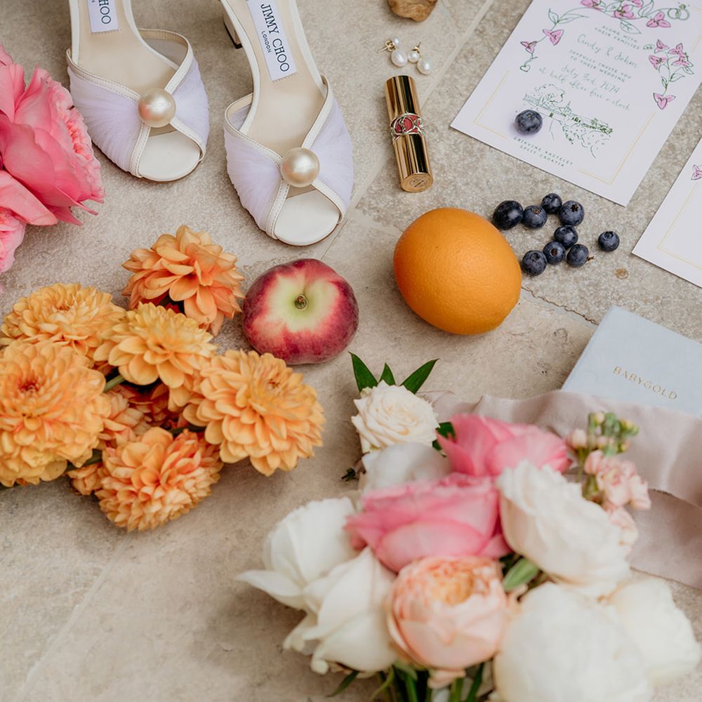 citrus-fruits-floral-wedding-stationery