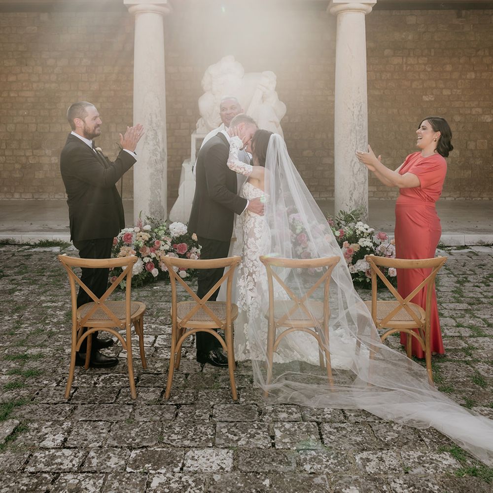 first-kiss-moment-for-couple.