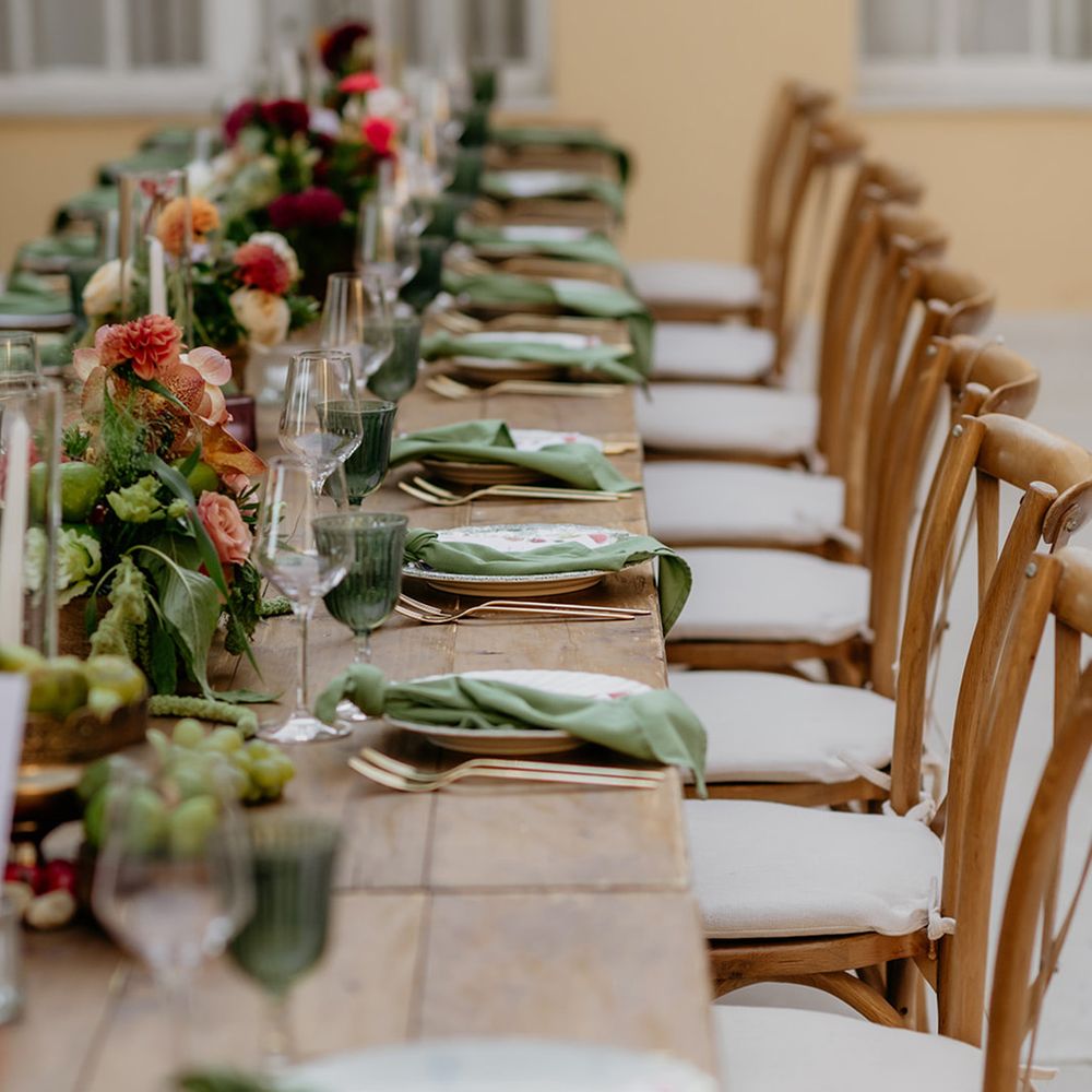 green-wedding-place-settings