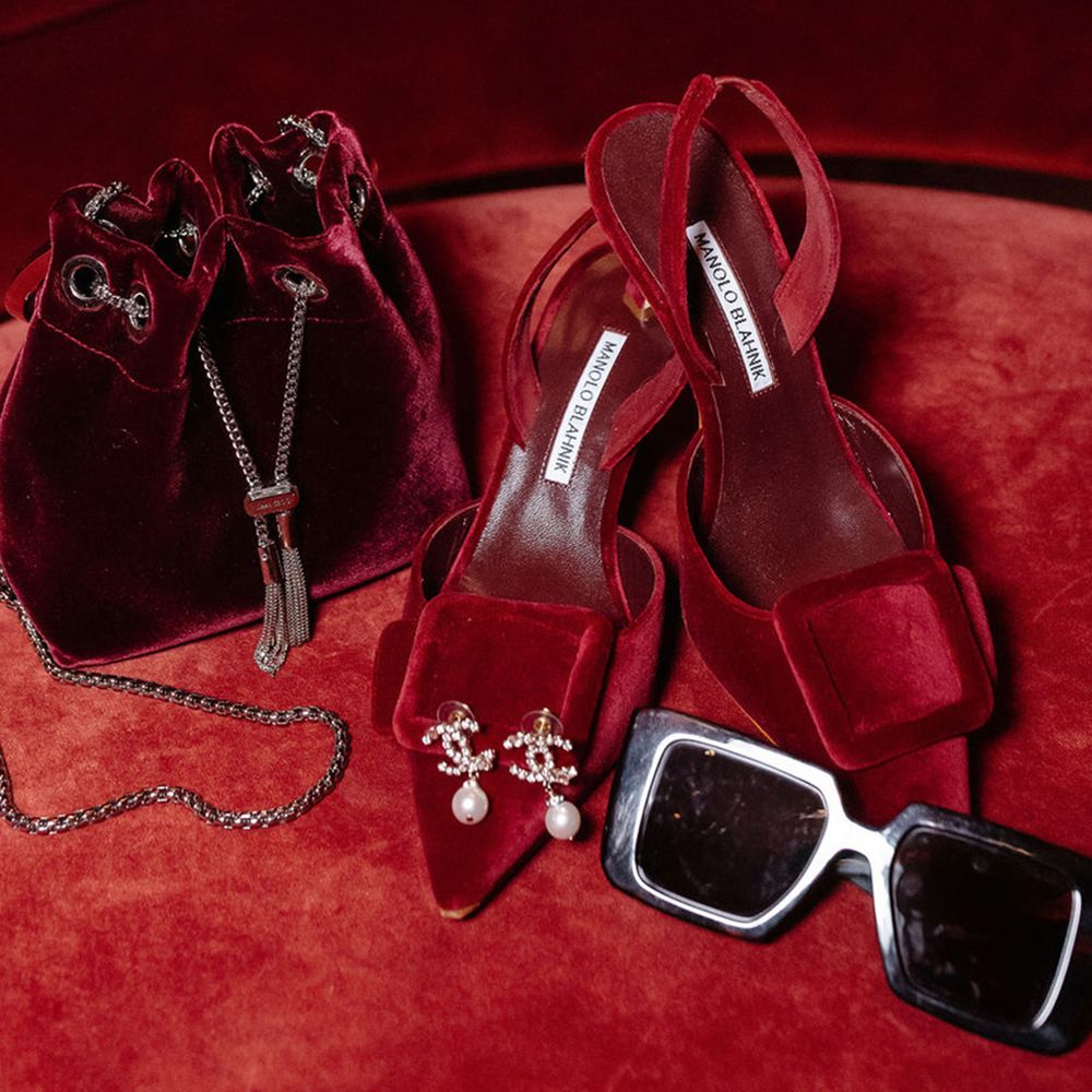 red-velvet-bag-and-shoes-with-chanel-earrings-and-sunglasses