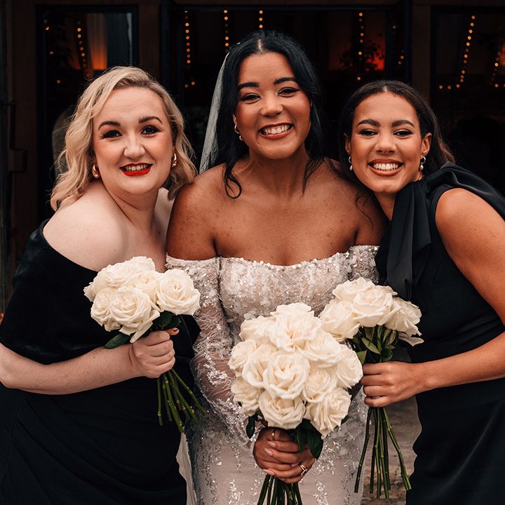 white-rose-bouquets-for-small-bridal-party