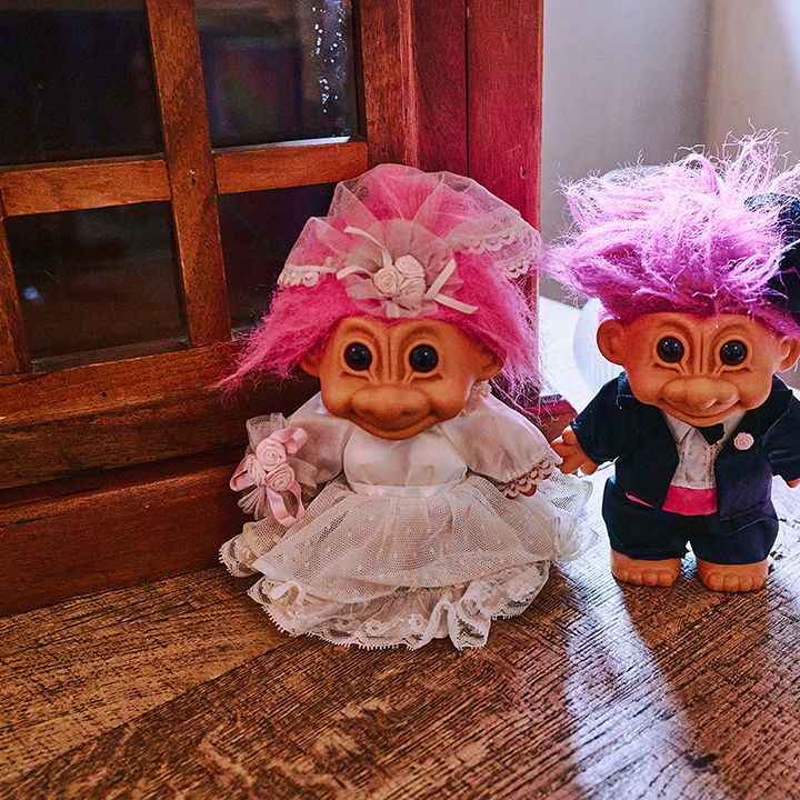 his-and-hers-troll-dolls