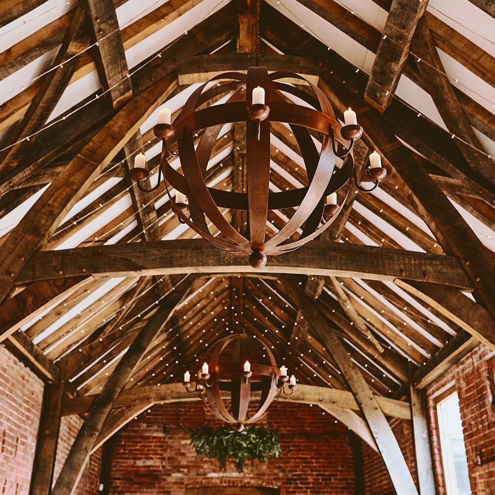 rustic-barn-grangefields-wedding-venue