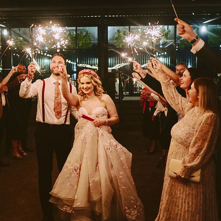 sparkler-send-off-moments