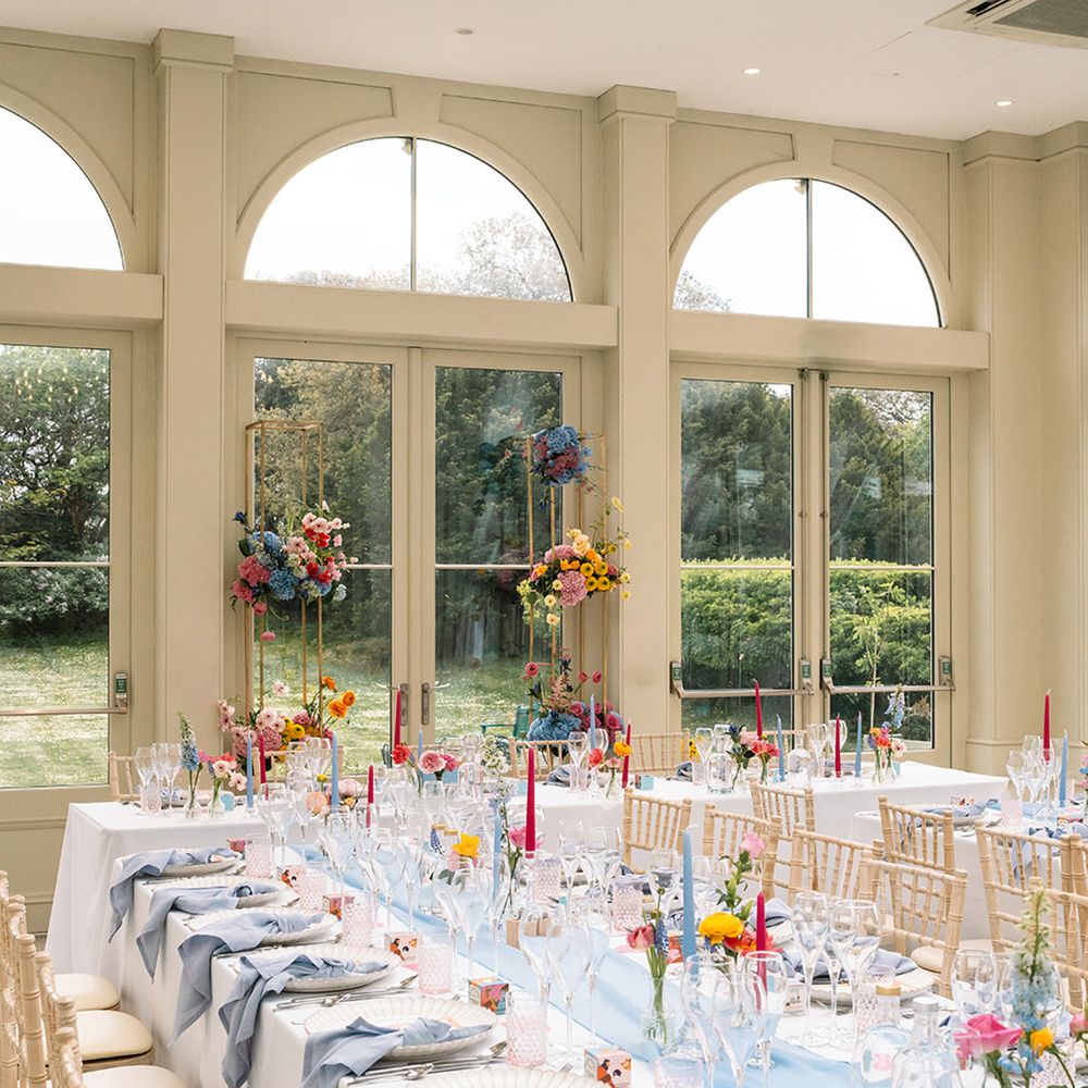 baby-blue-wedding-table-decor-with-bright-colourful-wedding-flowers
