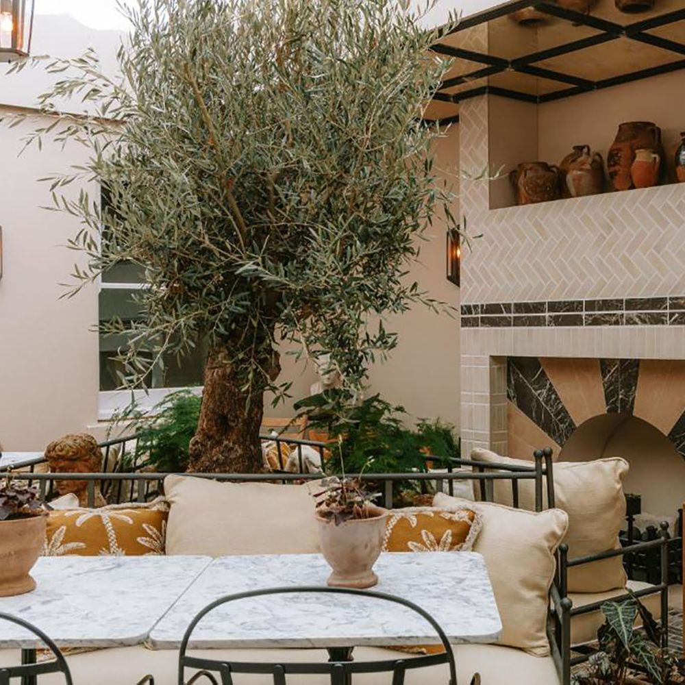 No.124 by GuestHouse Hotel in Brighton restaurant 