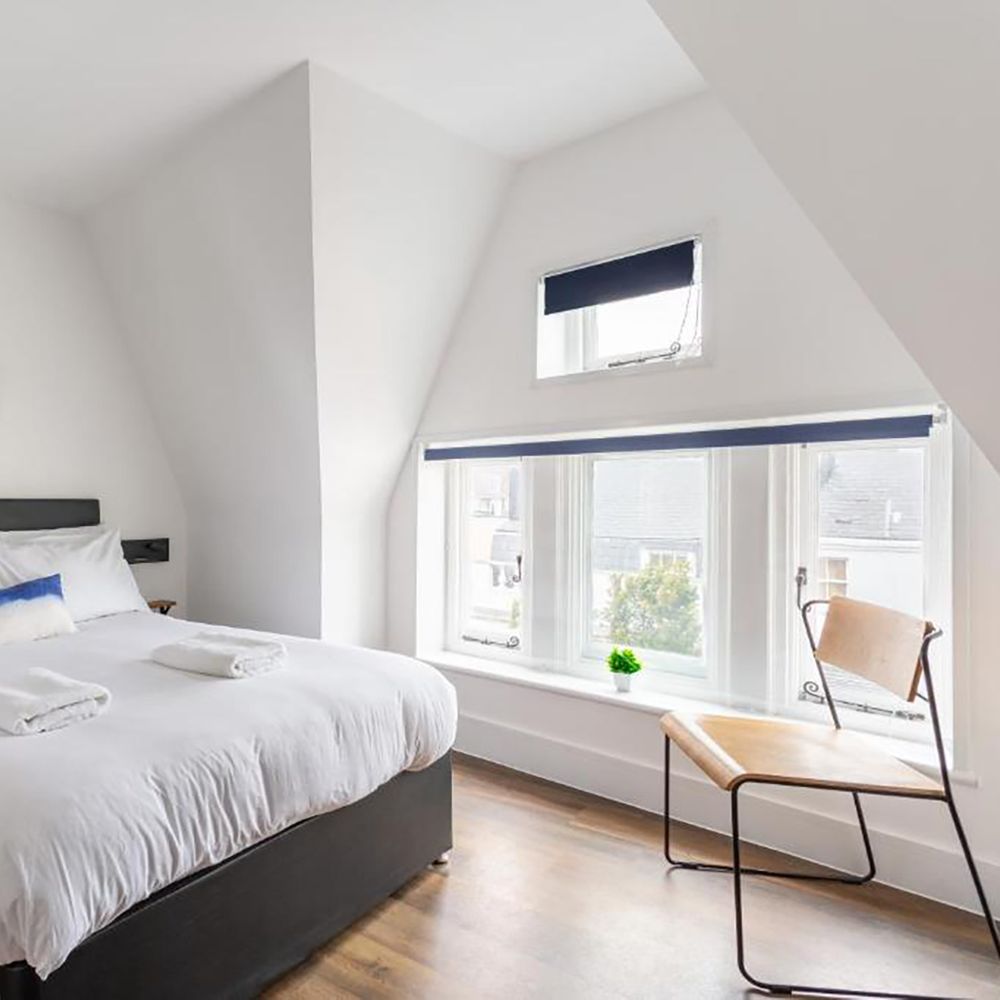 Pierview Pad Attic hen party apartment in Brighton double bedroom