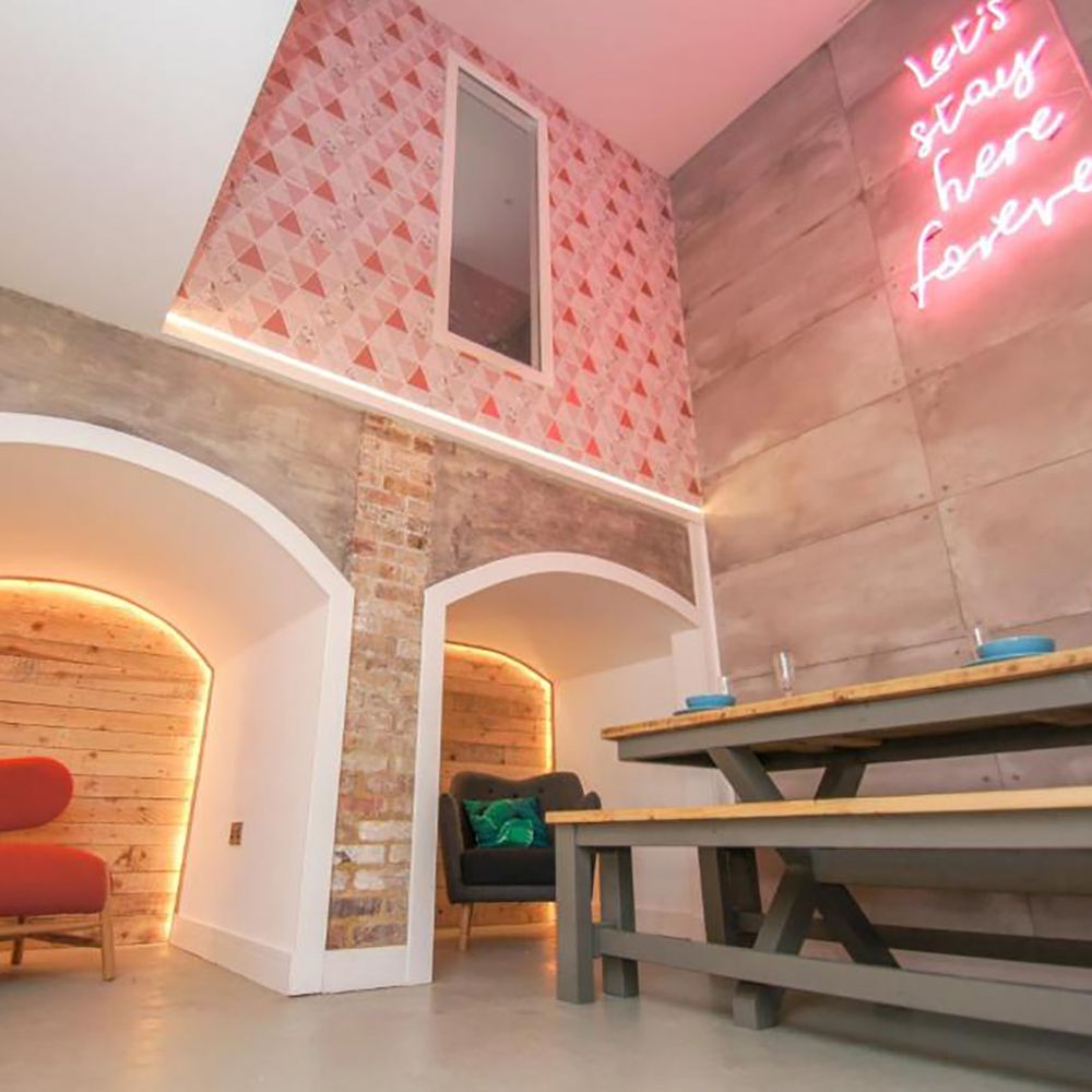 Steine House Brighton hen party house pink decor