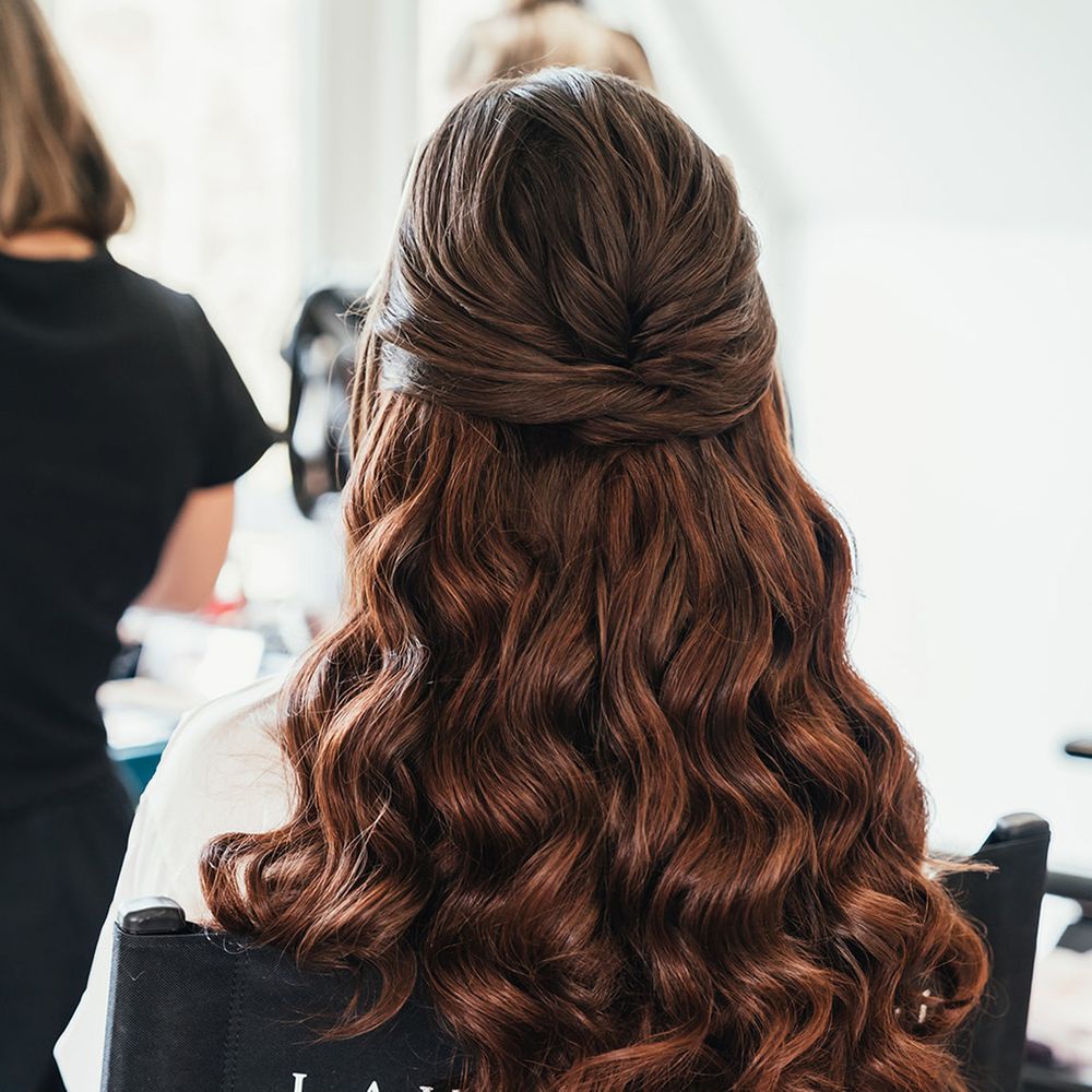 brunette-bridal-hairstyle-with-curls