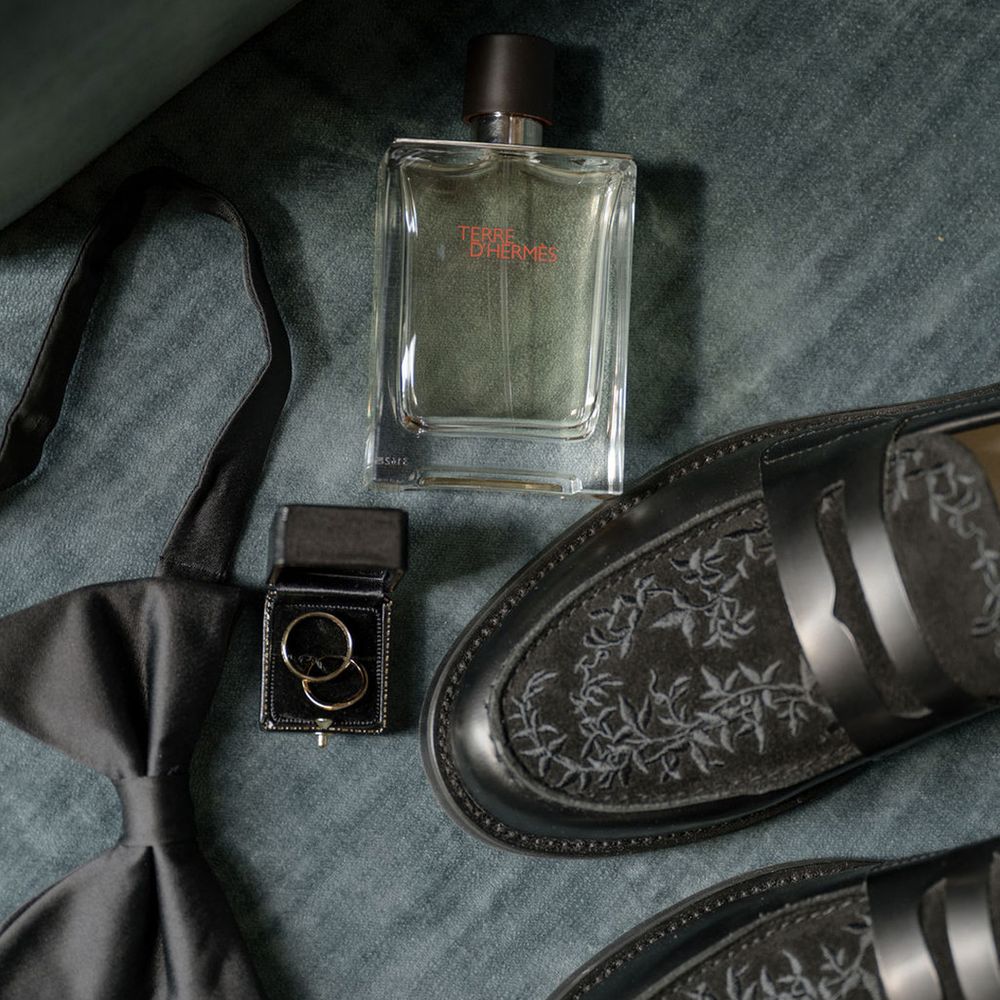 groom-accessories-with-cologne-bow-ties