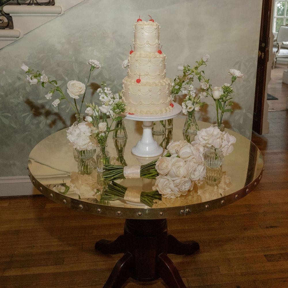 three-tier-lambeth-iced-wedding-cake-with-cherries