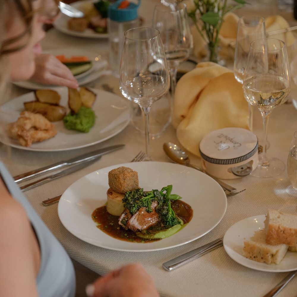 wedding-breakfast-main-course