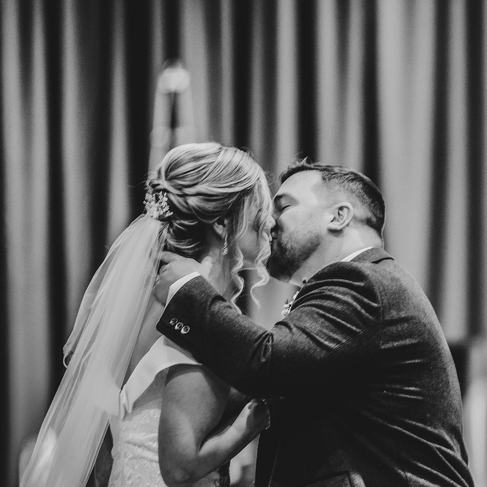 first-kiss-as-married-couple